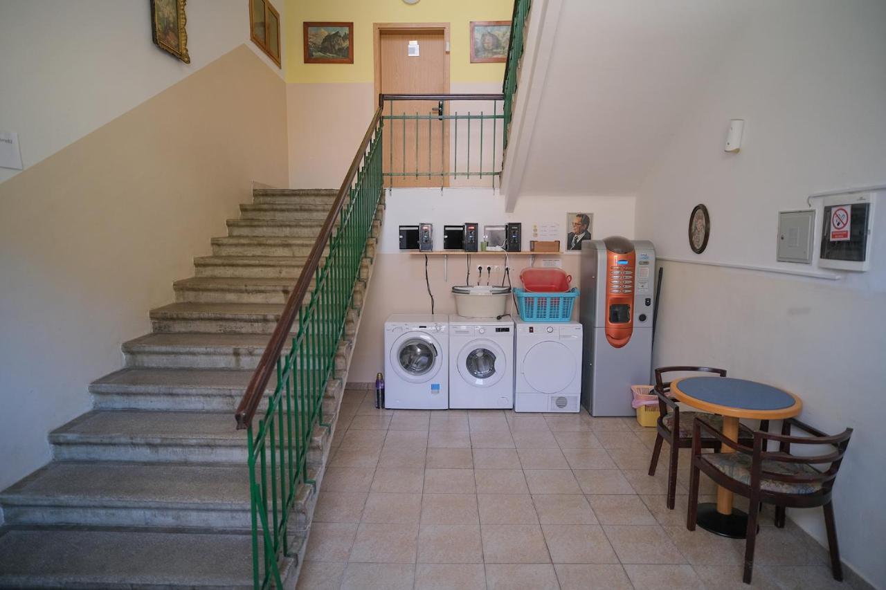 Sostanj Velenje Ravne Sobe Rooms Vrtacnik D O O Екстериор снимка