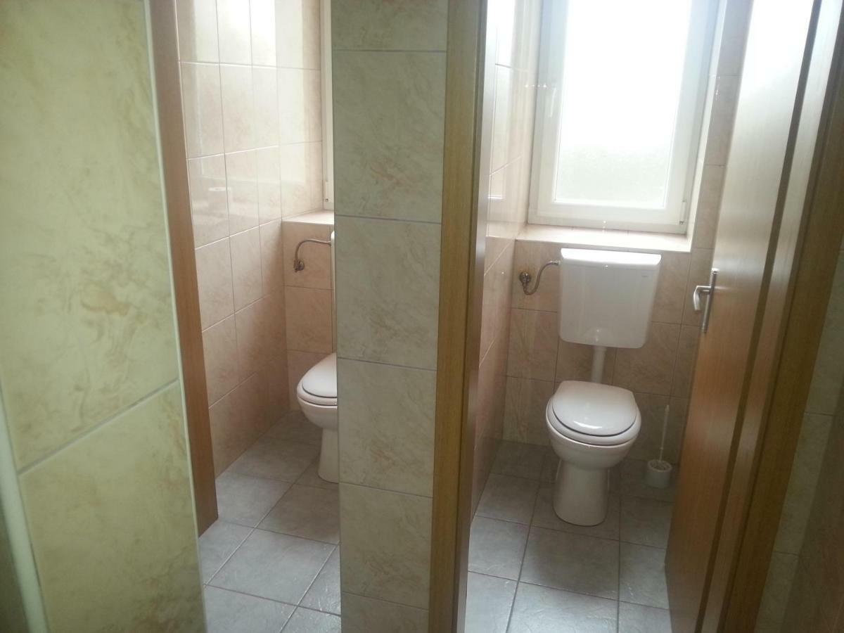 Sostanj Velenje Ravne Sobe Rooms Vrtacnik D O O Екстериор снимка